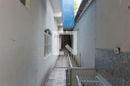 Casa para alugar com 30m², 1 quarto e sem vaga Casa para alugar com 30m², 1 quarto e sem vagaCorredor