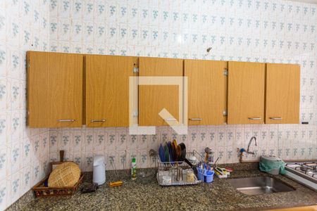 Apartamento à venda com 116m², 4 quartos e 1 vaga Apartamento à venda com 116m², 4 quartos e 1 vagaArmário da Cozinha