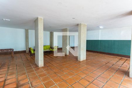 Apartamento à venda com 116m², 4 quartos e 1 vaga Apartamento à venda com 116m², 4 quartos e 1 vagaÁrea Comum