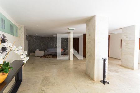 Apartamento à venda com 116m², 4 quartos e 1 vaga Apartamento à venda com 116m², 4 quartos e 1 vagaHall de Entrada