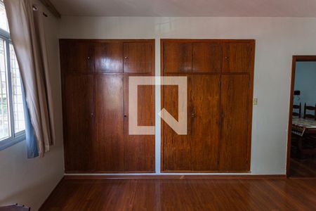 Apartamento à venda com 116m², 4 quartos e 1 vaga Apartamento à venda com 116m², 4 quartos e 1 vagaArmário da Suíte