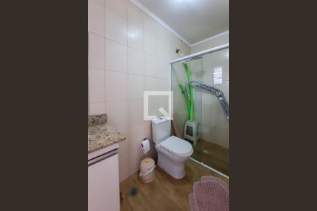 Casa à venda com 270m², 4 quartos e 4 vagas Casa à venda com 270m², 4 quartos e 4 vagasBanheiro 2