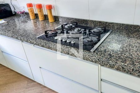 Casa à venda com 270m², 4 quartos e 4 vagas Casa à venda com 270m², 4 quartos e 4 vagasCozinha