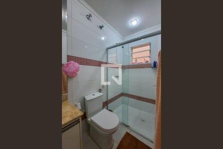 Casa à venda com 270m², 4 quartos e 4 vagas Casa à venda com 270m², 4 quartos e 4 vagasBanheiro da Suíte 2