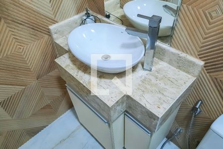 Casa à venda com 270m², 4 quartos e 4 vagas Casa à venda com 270m², 4 quartos e 4 vagasBanheiro Social 1