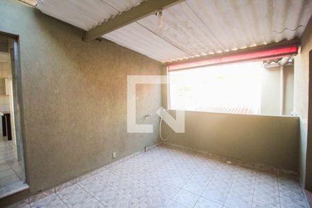 Casa à venda com 74m², 2 quartos e sem vagavaranda