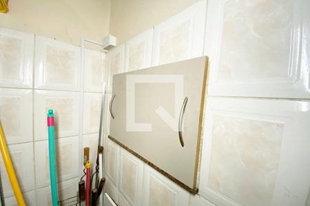 Apartamento à venda com 100m², 2 quartos e sem vagaCozinha e Área de Serviço