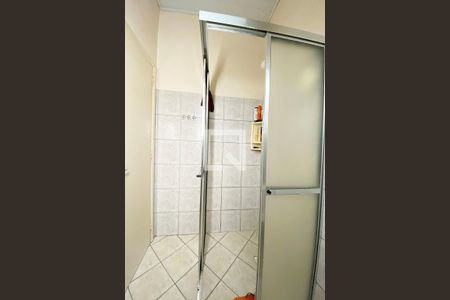 Apartamento à venda com 100m², 2 quartos e sem vagaBanheiro