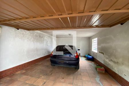 Casa à venda com 180m², 3 quartos e 2 vagasGaragem