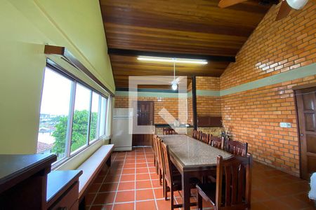 Casa à venda com 180m², 3 quartos e 2 vagasSalão de Festa