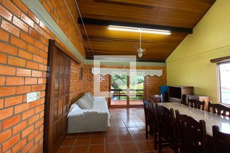 Casa à venda com 180m², 3 quartos e 2 vagasSalão de Festa