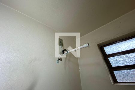 Casa à venda com 180m², 3 quartos e 2 vagasBanheiro Externo