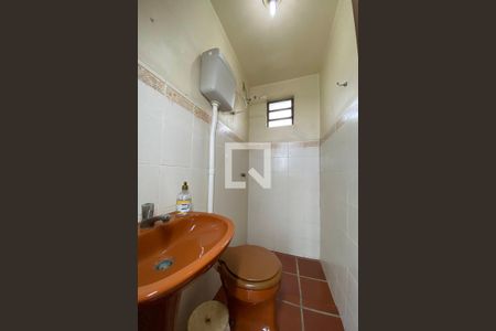 Casa à venda com 180m², 3 quartos e 2 vagasBanheiro Externo