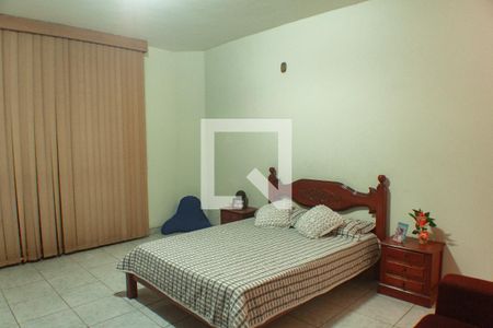 Casa para alugar com 292m², 3 quartos e 4 vagas Casa para alugar com 292m², 3 quartos e 4 vagasQuarto 1