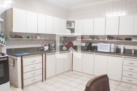 Casa para alugar com 292m², 3 quartos e 4 vagas Casa para alugar com 292m², 3 quartos e 4 vagasCozinha