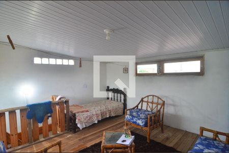 Casa à venda com 140m², 2 quartos e 1 vagaSótão