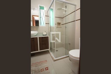 Casa à venda com 178m², 4 quartos e 1 vaga Casa à venda com 178m², 4 quartos e 1 vagaBanheiro 2