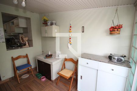 Casa à venda com 178m², 4 quartos e 1 vaga Casa à venda com 178m², 4 quartos e 1 vagaCozinha