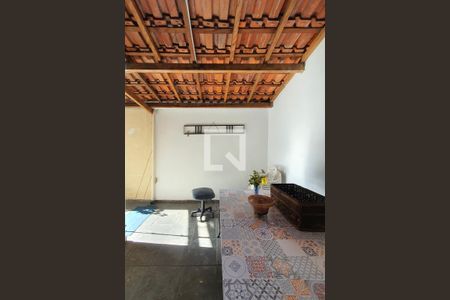 Casa à venda com 150m², 4 quartos e 2 vagasárea 