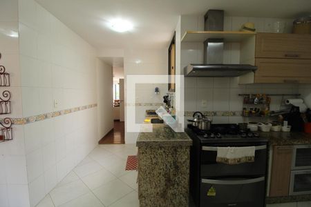 Apartamento à venda com 270m², 3 quartos e 2 vagasCozinha