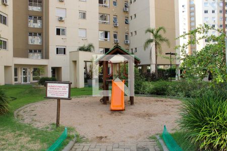 Apartamento à venda com 76m², 3 quartos e 1 vaga Apartamento à venda com 76m², 3 quartos e 1 vagaÁrea Comum - Playground