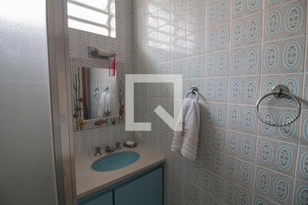 Casa à venda com 440m², 5 quartos e 8 vagas Casa à venda com 440m², 5 quartos e 8 vagasBanheiro da Suíte 3