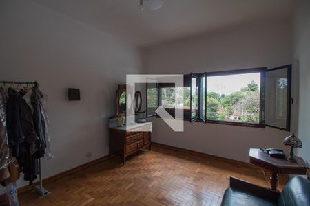 Casa à venda com 440m², 5 quartos e 8 vagas Casa à venda com 440m², 5 quartos e 8 vagasSuíte 1