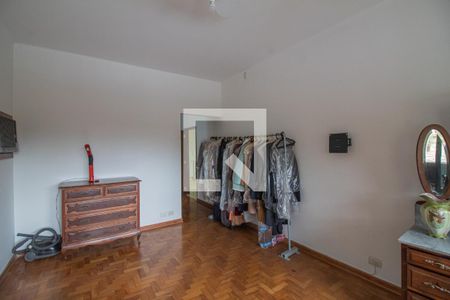 Casa à venda com 440m², 5 quartos e 8 vagas Casa à venda com 440m², 5 quartos e 8 vagasSuíte 1