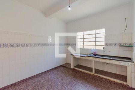 Casa à venda com 150m², 3 quartos e 2 vagas Casa à venda com 150m², 3 quartos e 2 vagasCozinha