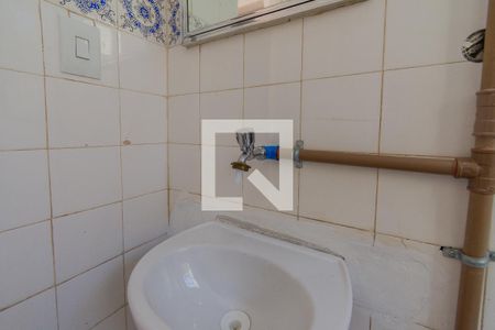 Casa à venda com 150m², 3 quartos e 2 vagas Casa à venda com 150m², 3 quartos e 2 vagasBanheiro