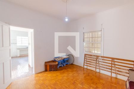 Casa à venda com 150m², 3 quartos e 2 vagas Casa à venda com 150m², 3 quartos e 2 vagasQuarto 2