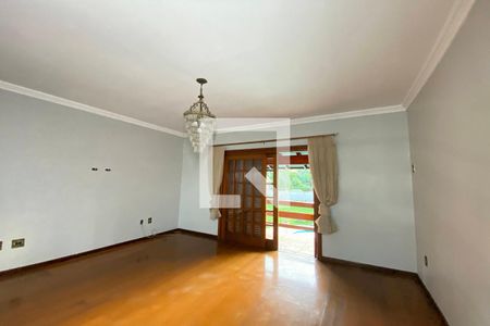 Casa à venda com 411m², 4 quartos e 3 vagasSuíte 2