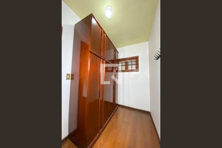 Casa à venda com 411m², 4 quartos e 3 vagasSuíte 3