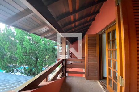 Casa à venda com 411m², 4 quartos e 3 vagasVaranda da Suíte 4