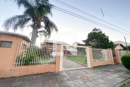Casa à venda com 411m², 4 quartos e 3 vagasFachada
