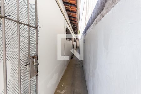 Casa à venda com 91m², 3 quartos e 1 vaga Casa à venda com 91m², 3 quartos e 1 vagaCorredor