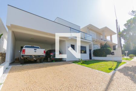 Casa de condomínio para alugar com 350m², 4 quartos e 4 vagas Casa de condomínio para alugar com 350m², 4 quartos e 4 vagasFachada