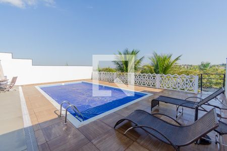 Casa de condomínio para alugar com 350m², 4 quartos e 4 vagas Casa de condomínio para alugar com 350m², 4 quartos e 4 vagasÁrea comum - Piscina