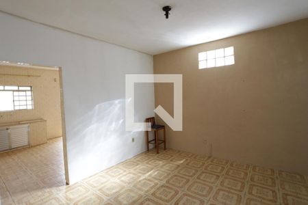 Sala de casa à venda com 3 quartos, 120m² em Parque Císper, São Paulo