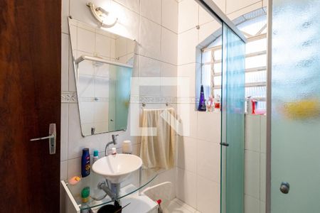 Casa à venda com 164m², 4 quartos e 2 vagas Casa à venda com 164m², 4 quartos e 2 vagasBanheiro 2