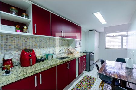 Apartamento à venda com 111m², 3 quartos e 2 vagas Apartamento à venda com 111m², 3 quartos e 2 vagasCozinha
