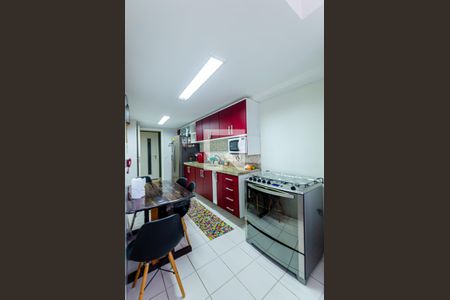 Apartamento à venda com 111m², 3 quartos e 2 vagas Apartamento à venda com 111m², 3 quartos e 2 vagasCozinha