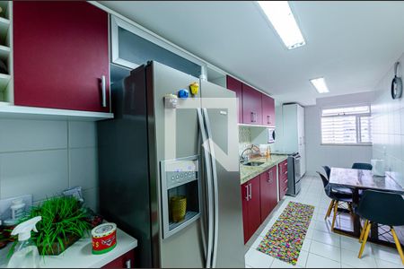 Apartamento à venda com 111m², 3 quartos e 2 vagas Apartamento à venda com 111m², 3 quartos e 2 vagasCozinha