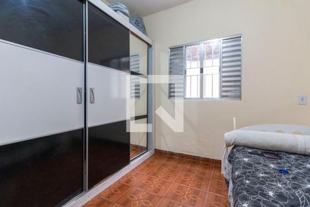 Casa à venda com 222m², 3 quartos e 2 vagas Casa à venda com 222m², 3 quartos e 2 vagasQuarto 2