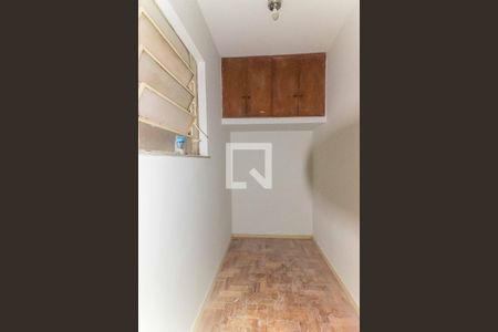 Apartamento à venda com 72m², 2 quartos e sem vaga Apartamento à venda com 72m², 2 quartos e sem vagaQuarto de Serviço