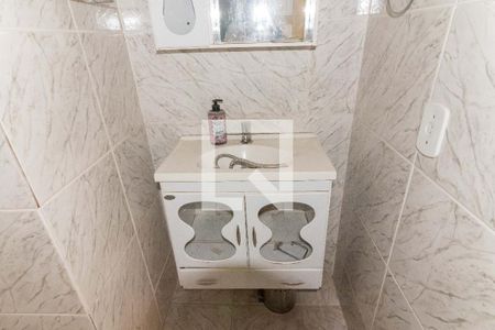 Apartamento à venda com 72m², 2 quartos e sem vaga Apartamento à venda com 72m², 2 quartos e sem vagaBanheiro social