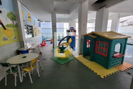 Apartamento à venda com 72m², 2 quartos e sem vaga Apartamento à venda com 72m², 2 quartos e sem vagaÁrea Comum - Playground