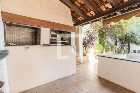 Apartamento à venda com 155m², 2 quartos e 1 vaga Apartamento à venda com 155m², 2 quartos e 1 vagaVaranda