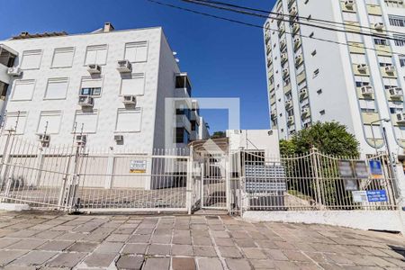 Apartamento à venda com 155m², 2 quartos e 1 vaga Apartamento à venda com 155m², 2 quartos e 1 vagaFachada