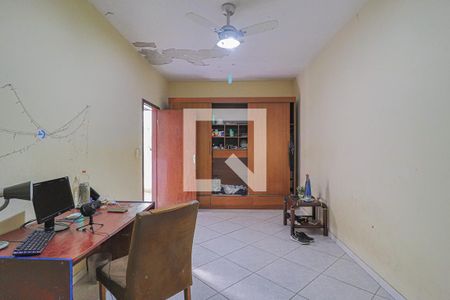 Casa à venda com 450m², 4 quartos e 3 vagasCasa 2 - Quarto 1